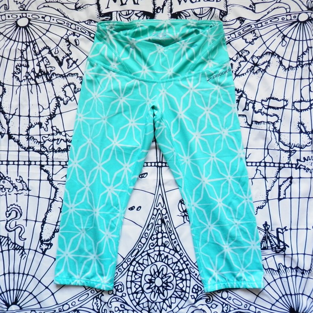 Brooks || Infiniti Capri Running Leggings
